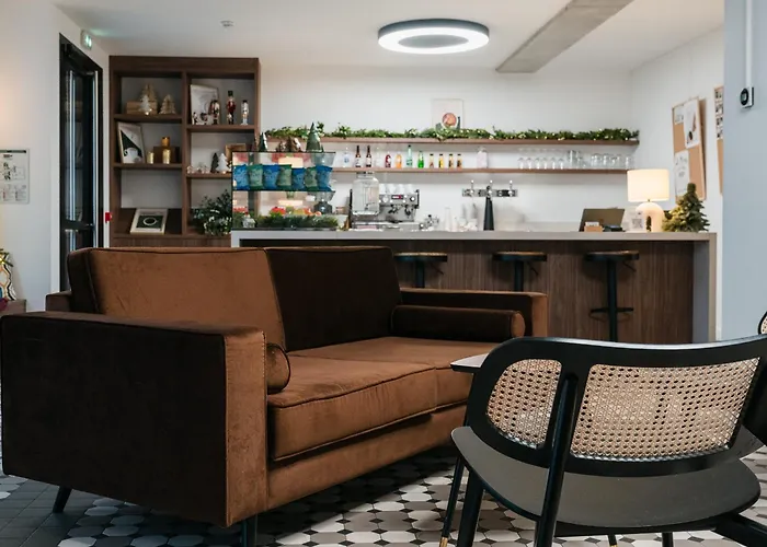 Hostel Beau M Paris